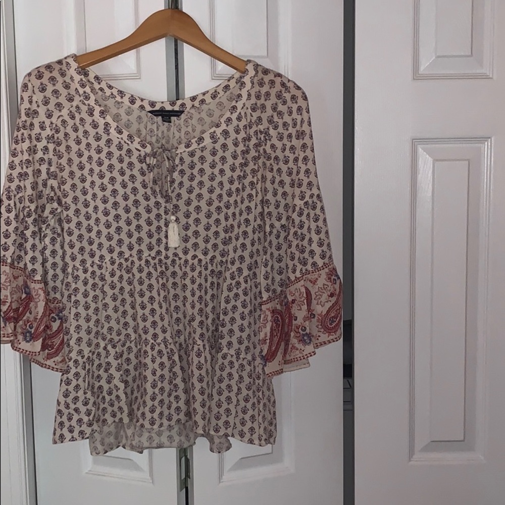 Women’s American Eagle shirt size medium